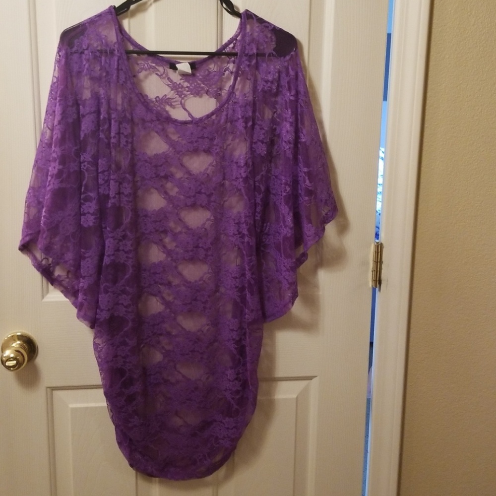 Cute lace shirt - Picture 5 of 5